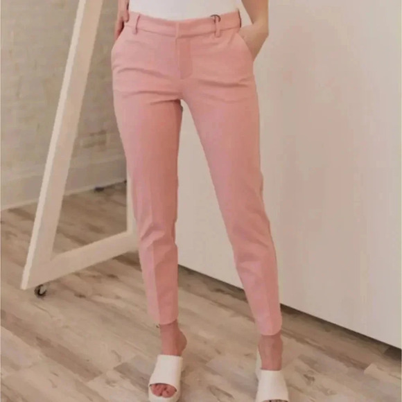 Izod Peach Cropped Capris - 8 - Picture 1 of 5